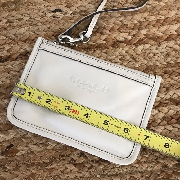 ▪️VINTAGE COACH Wristlet - Picture 2 of 7
